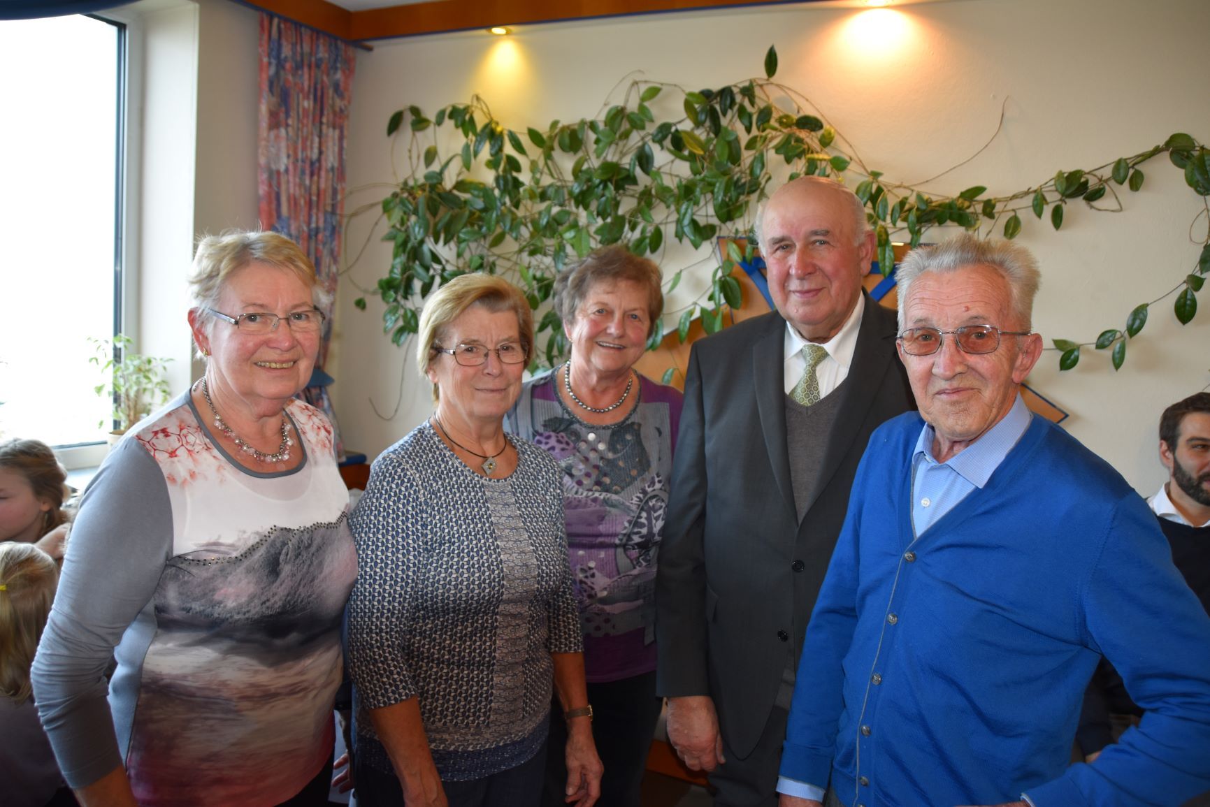 DorfmSen.jpg - 244.41 kB