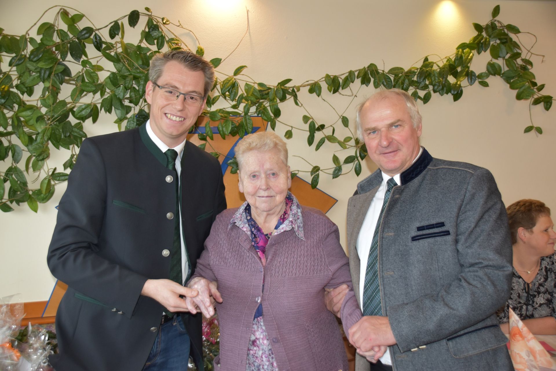 Nussbaumer.jpg - 1.44 MB